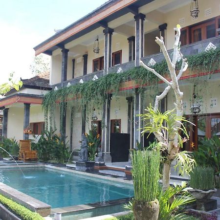 Pondok Ayu Homestay ウブド エクステリア 写真