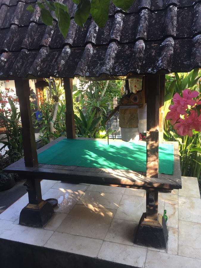 Pondok Ayu Homestay ウブド エクステリア 写真