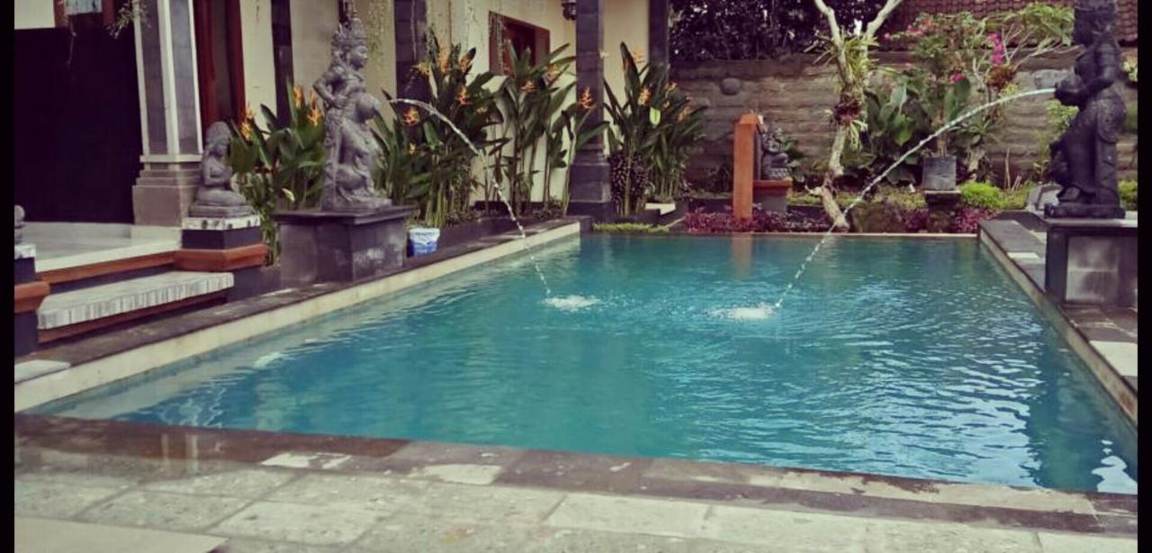 Pondok Ayu Homestay ウブド エクステリア 写真