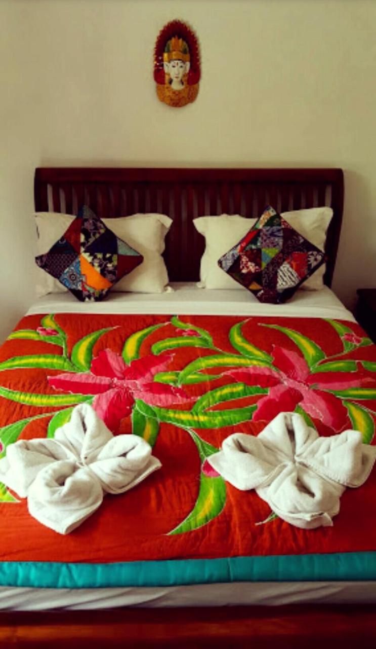 Pondok Ayu Homestay ウブド エクステリア 写真