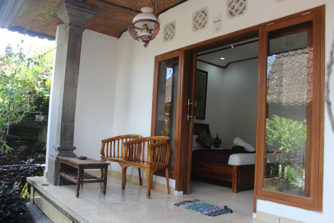 Pondok Ayu Homestay ウブド エクステリア 写真